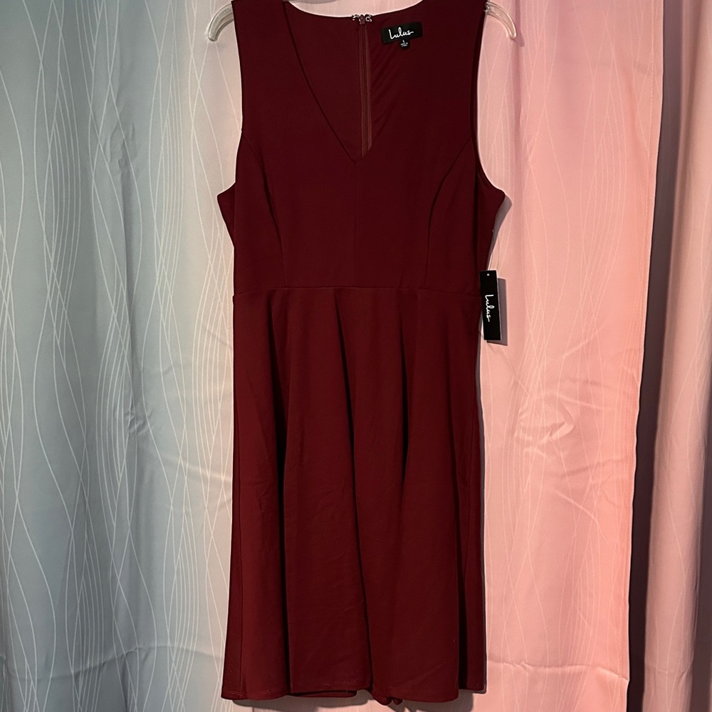NWT Lulu's Burgundy Sleeveless Dress, L